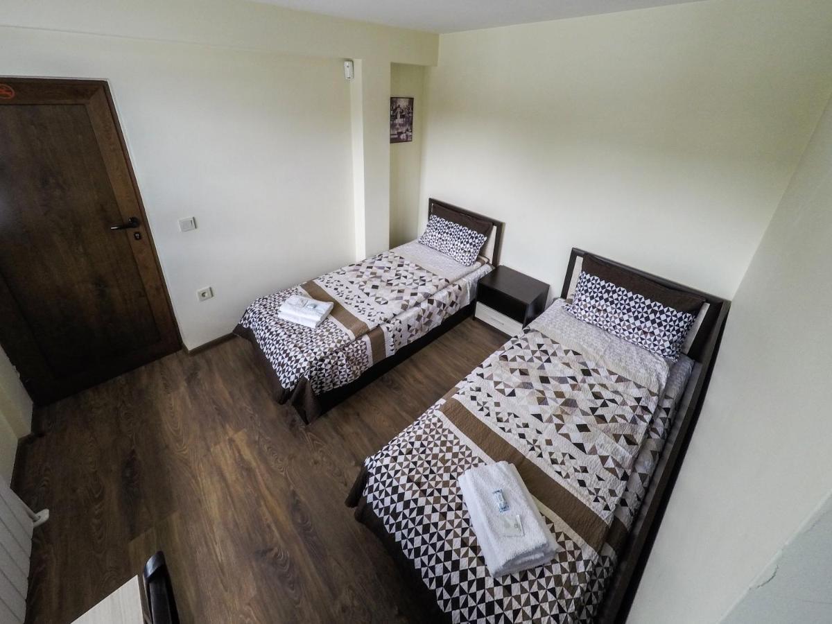 דוספאט Divna Guest House מראה חיצוני תמונה