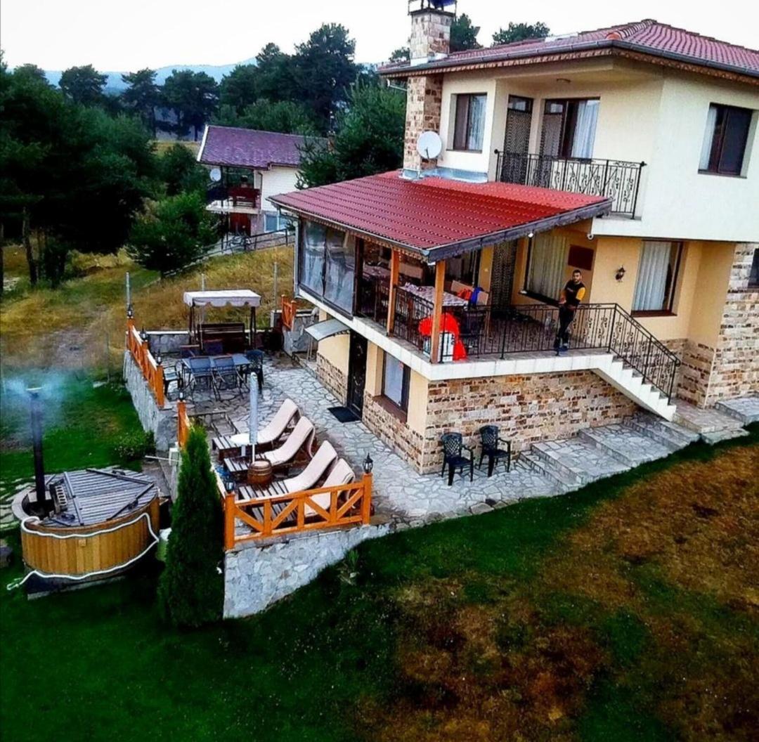 דוספאט Divna Guest House מראה חיצוני תמונה