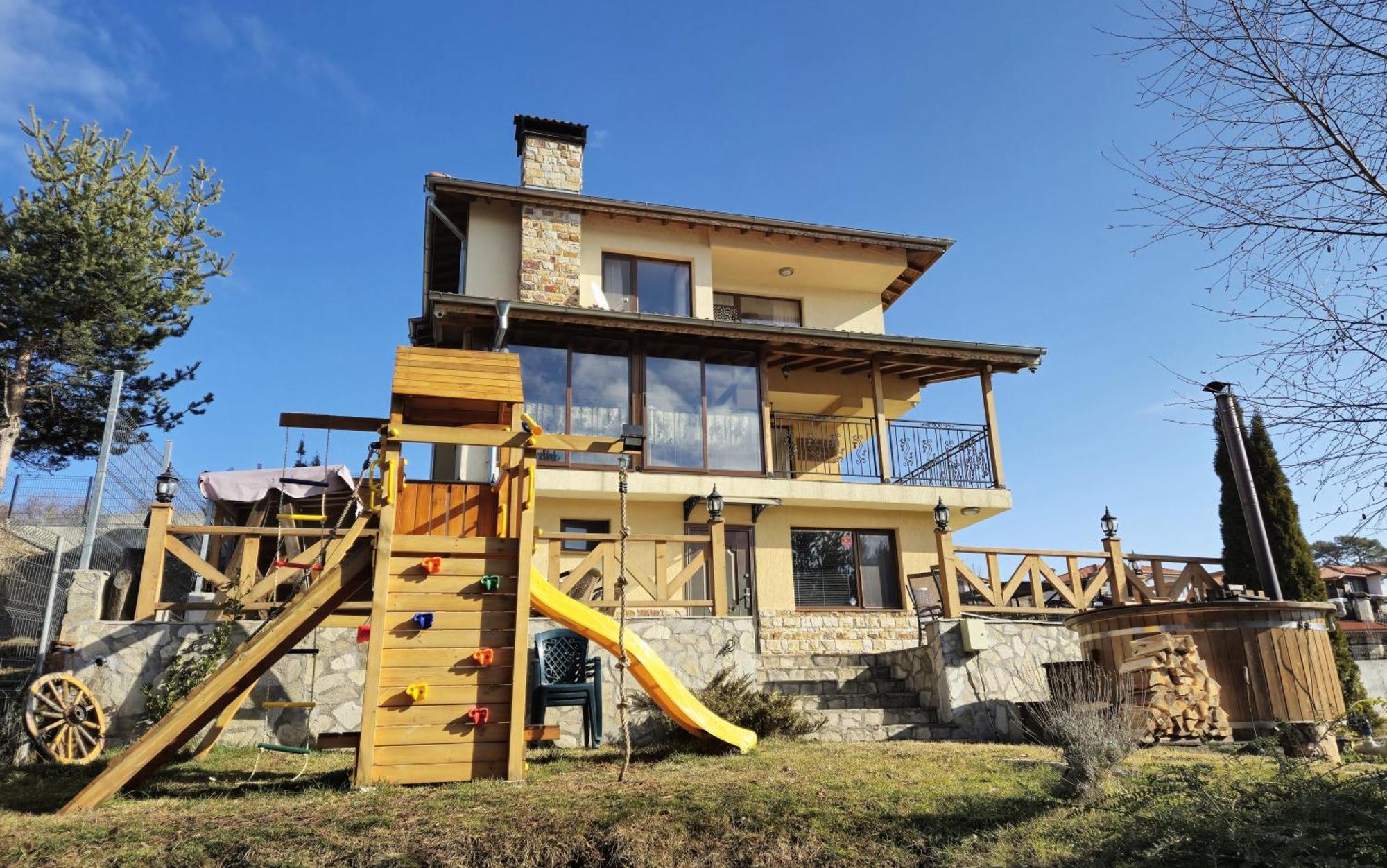 דוספאט Divna Guest House מראה חיצוני תמונה