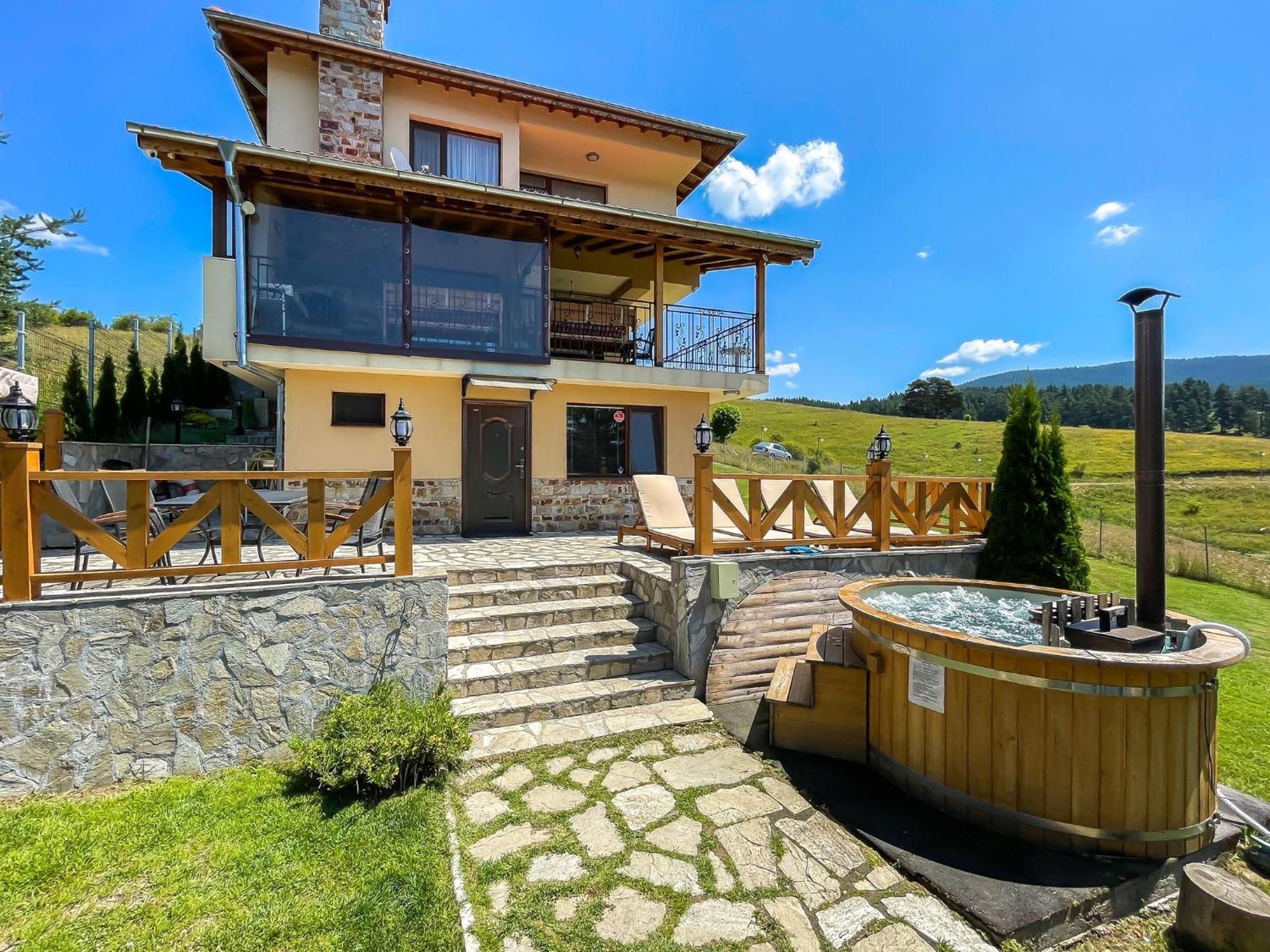 דוספאט Divna Guest House מראה חיצוני תמונה