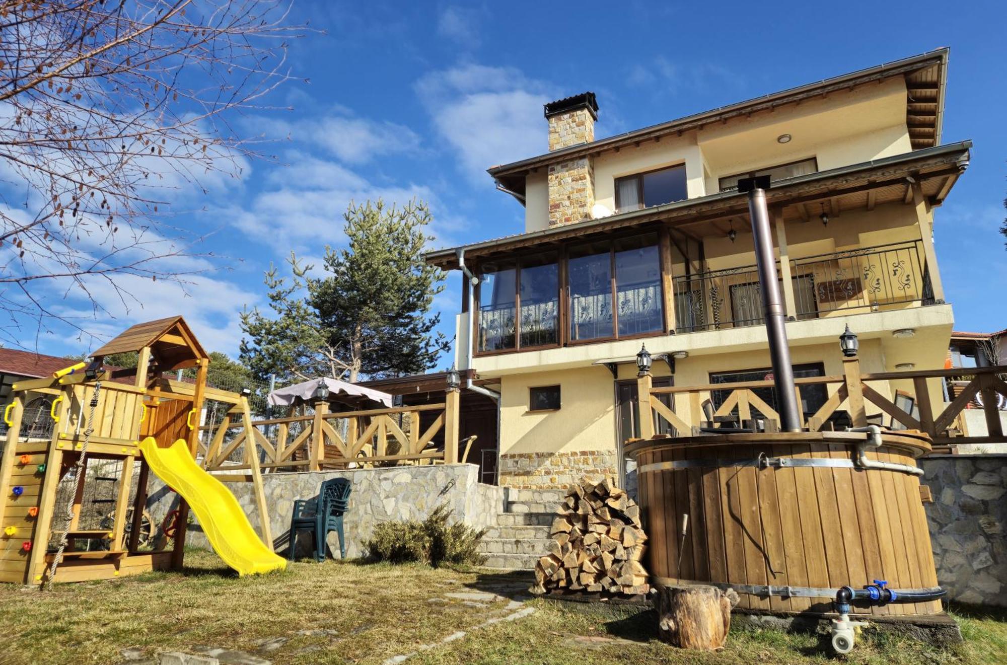 דוספאט Divna Guest House מראה חיצוני תמונה