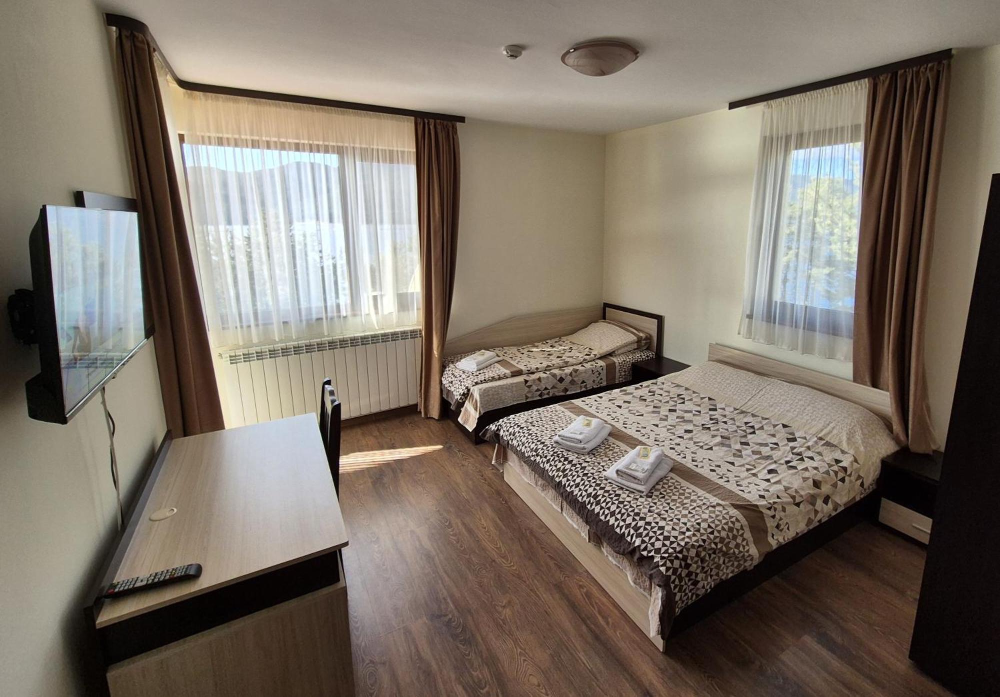 דוספאט Divna Guest House מראה חיצוני תמונה