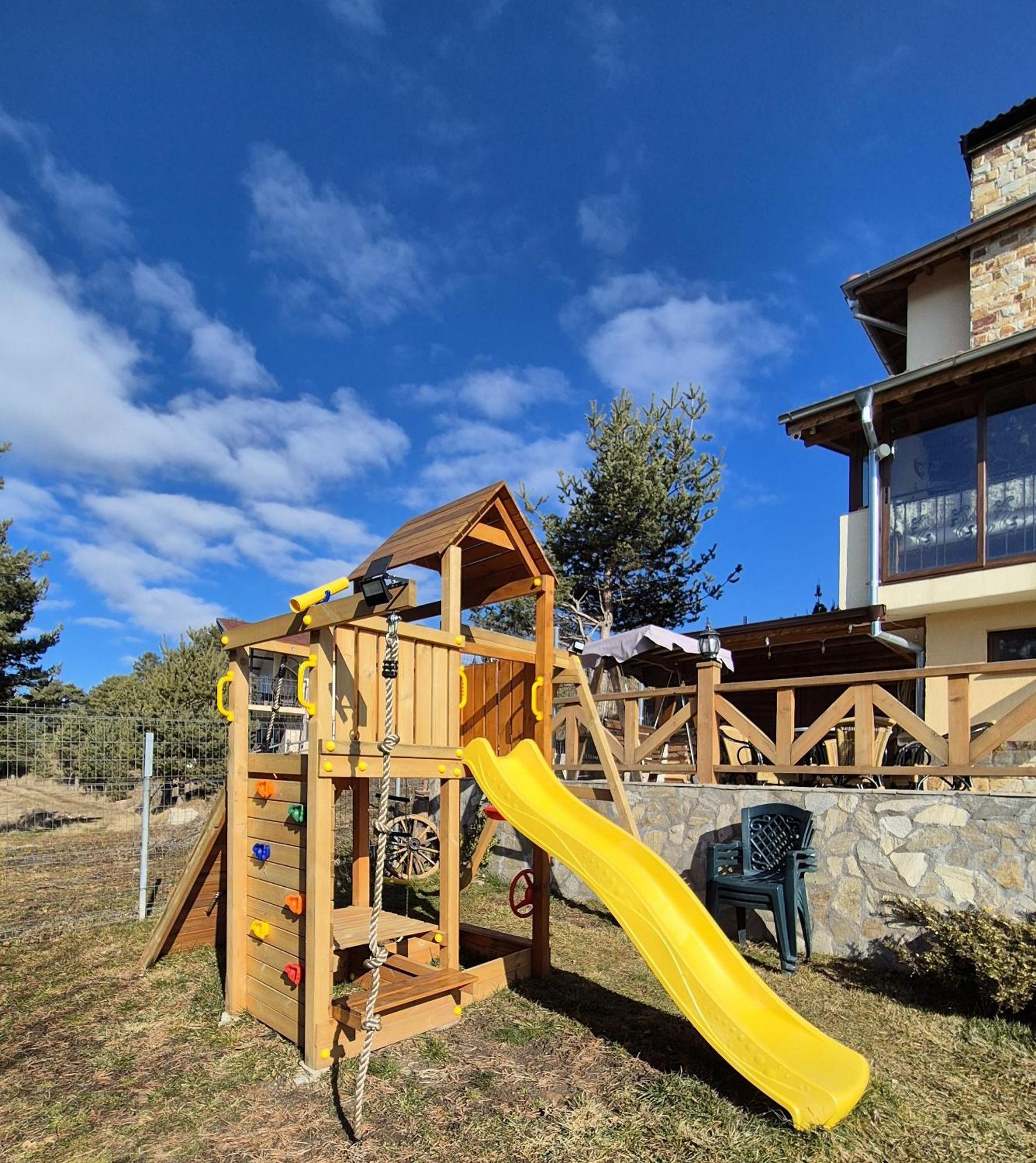 דוספאט Divna Guest House מראה חיצוני תמונה