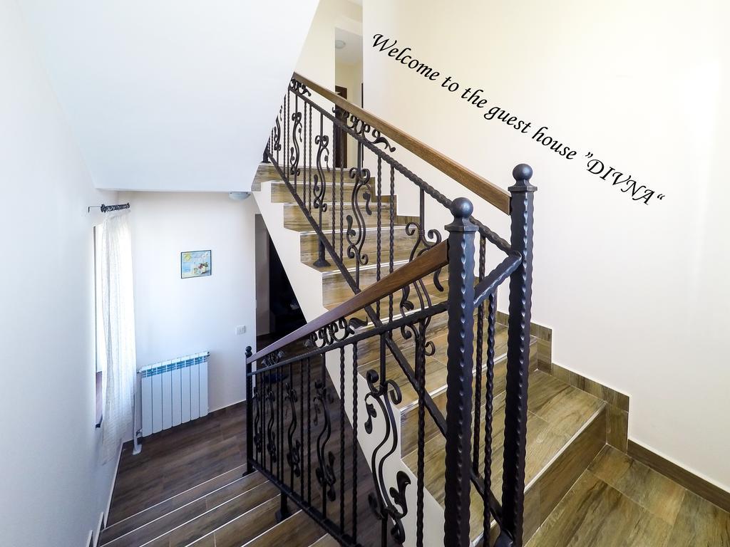 דוספאט Divna Guest House מראה חיצוני תמונה