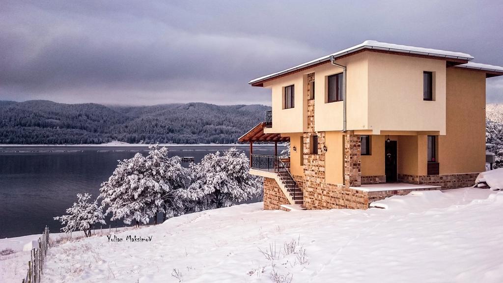 דוספאט Divna Guest House מראה חיצוני תמונה