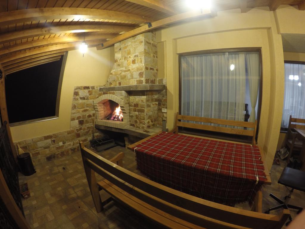 דוספאט Divna Guest House מראה חיצוני תמונה