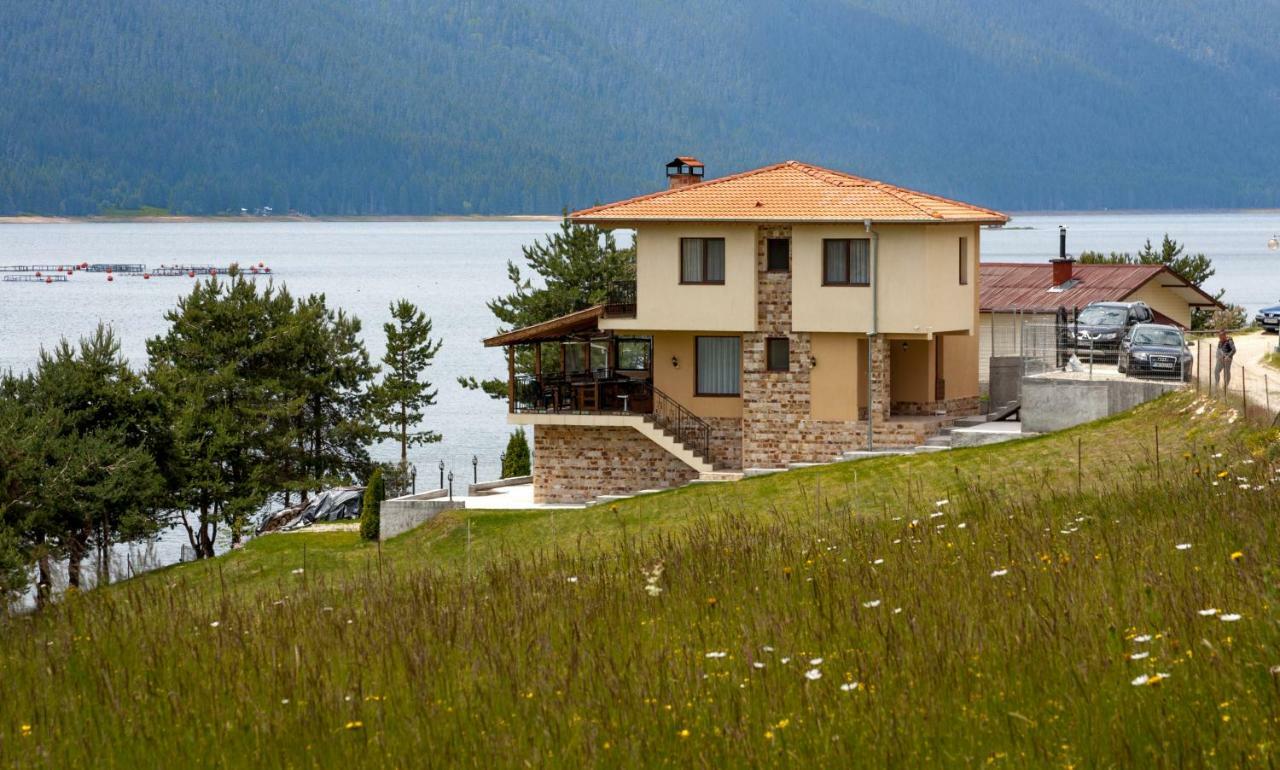 דוספאט Divna Guest House מראה חיצוני תמונה
