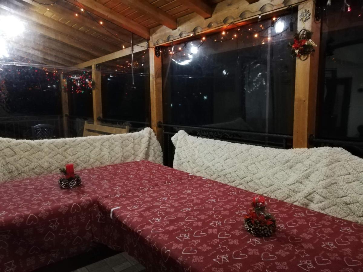 דוספאט Divna Guest House מראה חיצוני תמונה